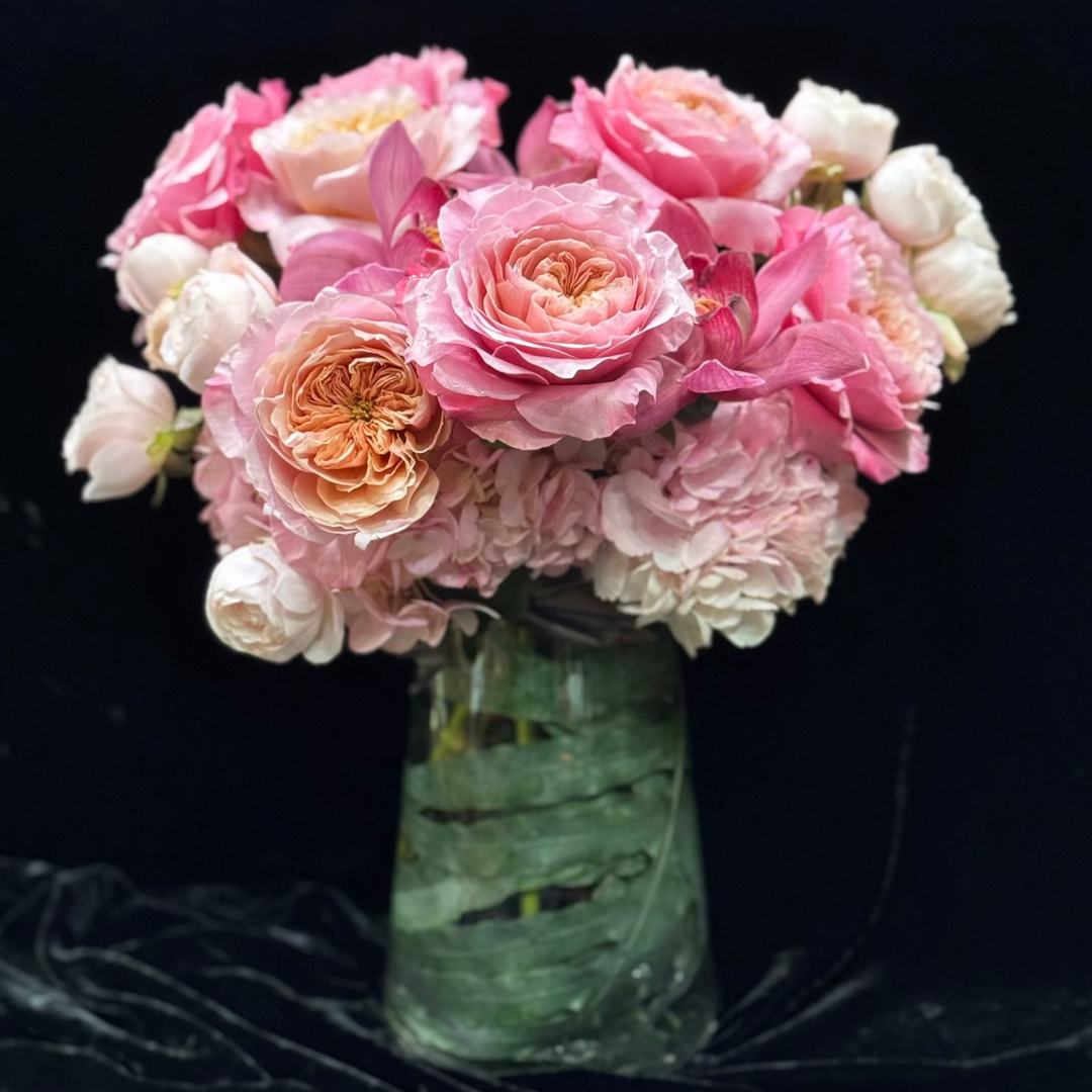 Shop Luxury Valentine's Day Flowers with MD, VA, DC Delivery