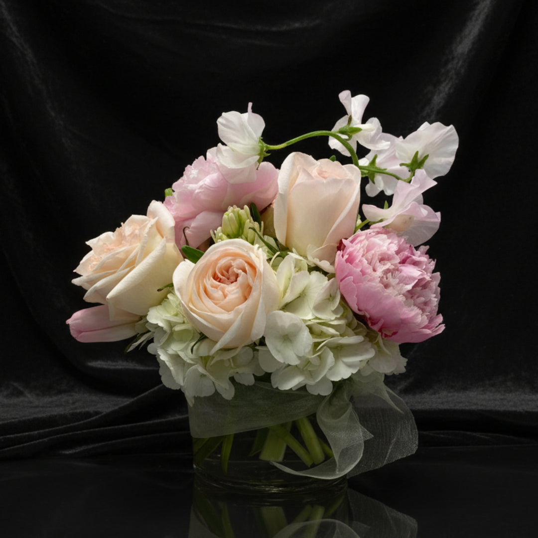 Shop Luxury Valentine's Day Flowers with MD, VA, DC Delivery